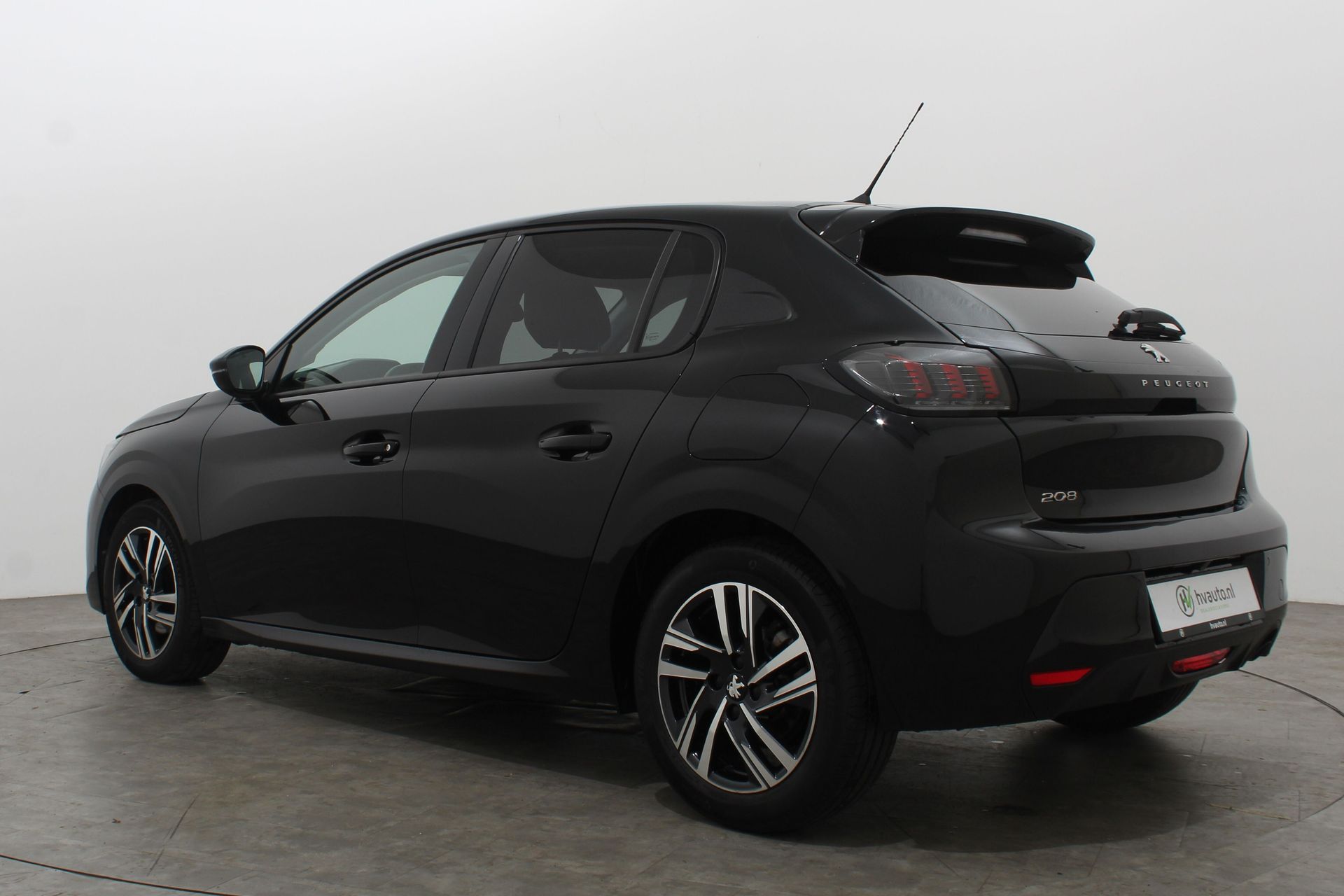 Peugeot 208 1.2 PURETECH 100PK ALLURE 44338911-2.jpg | Hvauto.nl