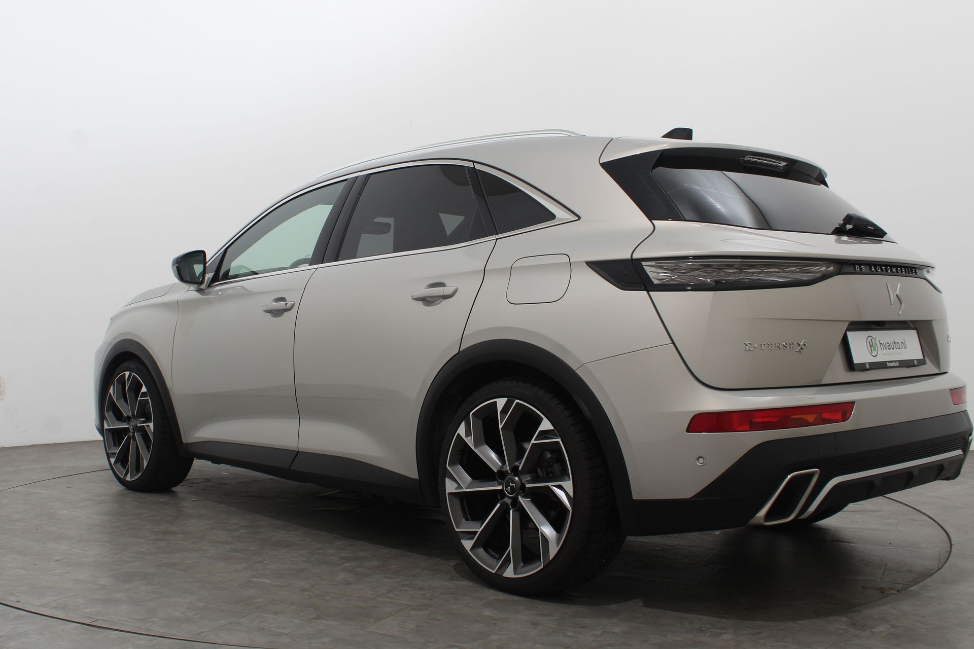 DS DS 7 E-TENSE 360 4X4 OPERA EAT8 45110620-2.jpg | Hvauto.nl