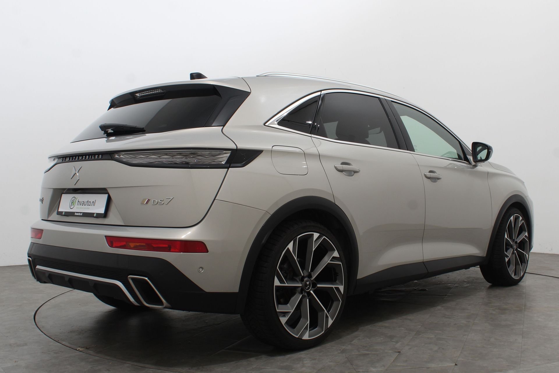 DS DS 7 E-TENSE 360 4X4 OPERA EAT8 45110620-3.jpg | Hvauto.nl