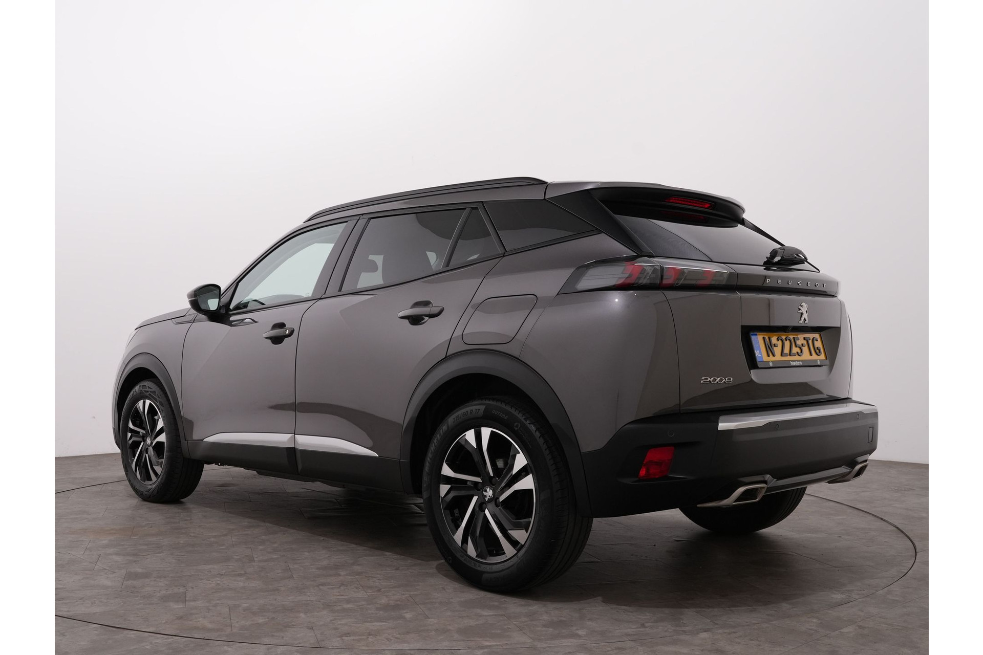 Peugeot 2008 1.2 PURETECH ALLURE PACK 130PK EAT8 46500939-12.jpg | Hvauto.nl