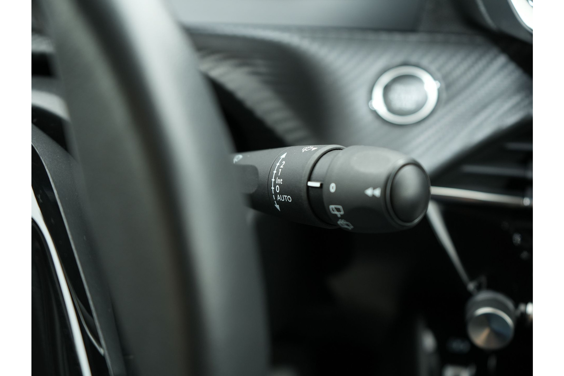 Peugeot 2008 1.2 PURETECH ALLURE PACK 130PK EAT8 46500939-40.jpg | Hvauto.nl