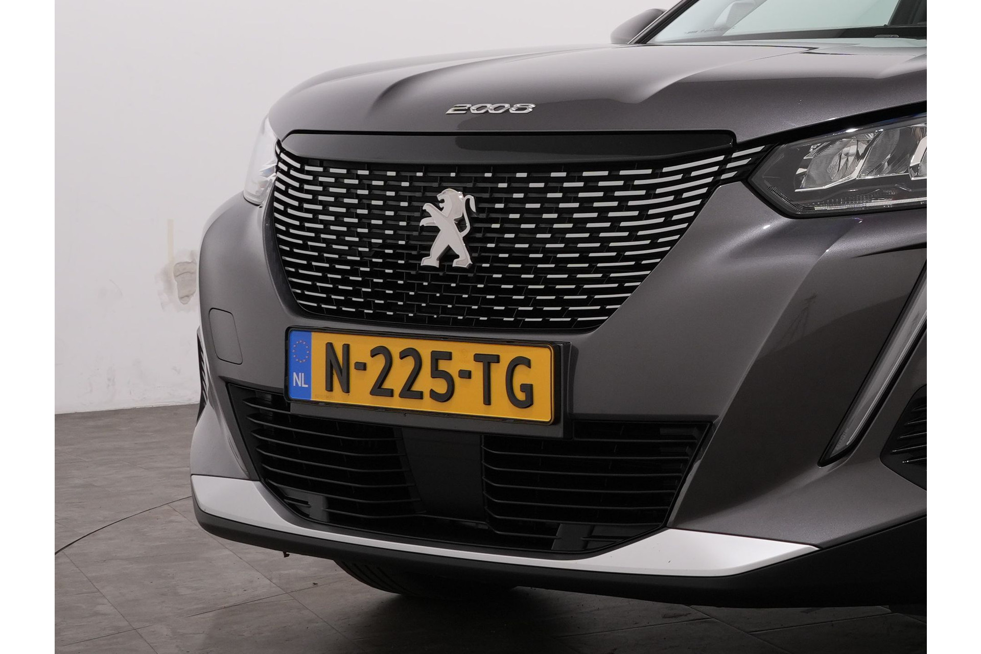 Peugeot 2008 1.2 PURETECH ALLURE PACK 130PK EAT8 46500939-47.jpg | Hvauto.nl