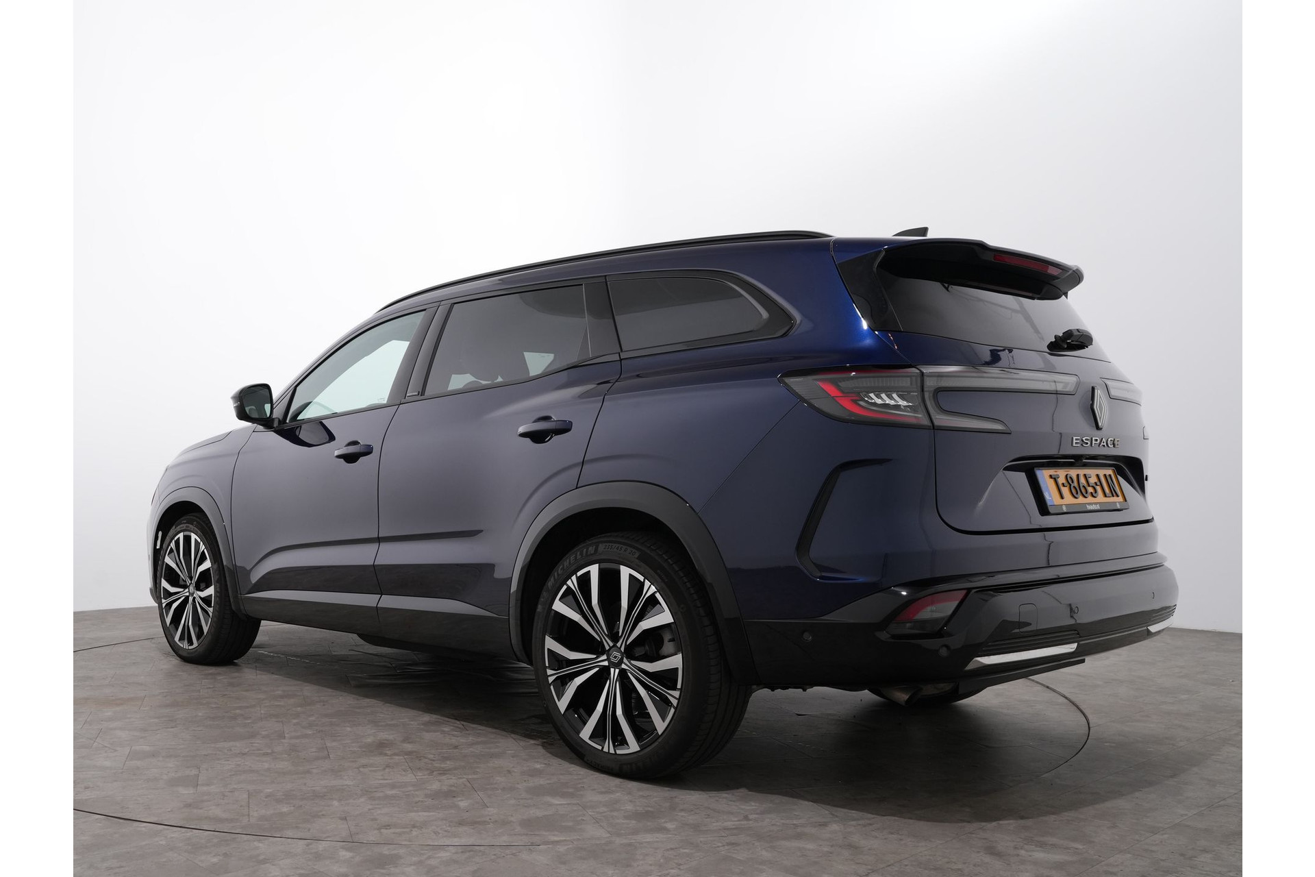 Renault Espace E-TECH FULL HYBRID 200PK ICONIC 7-PERS 47046006-2.jpg | Hvauto.nl