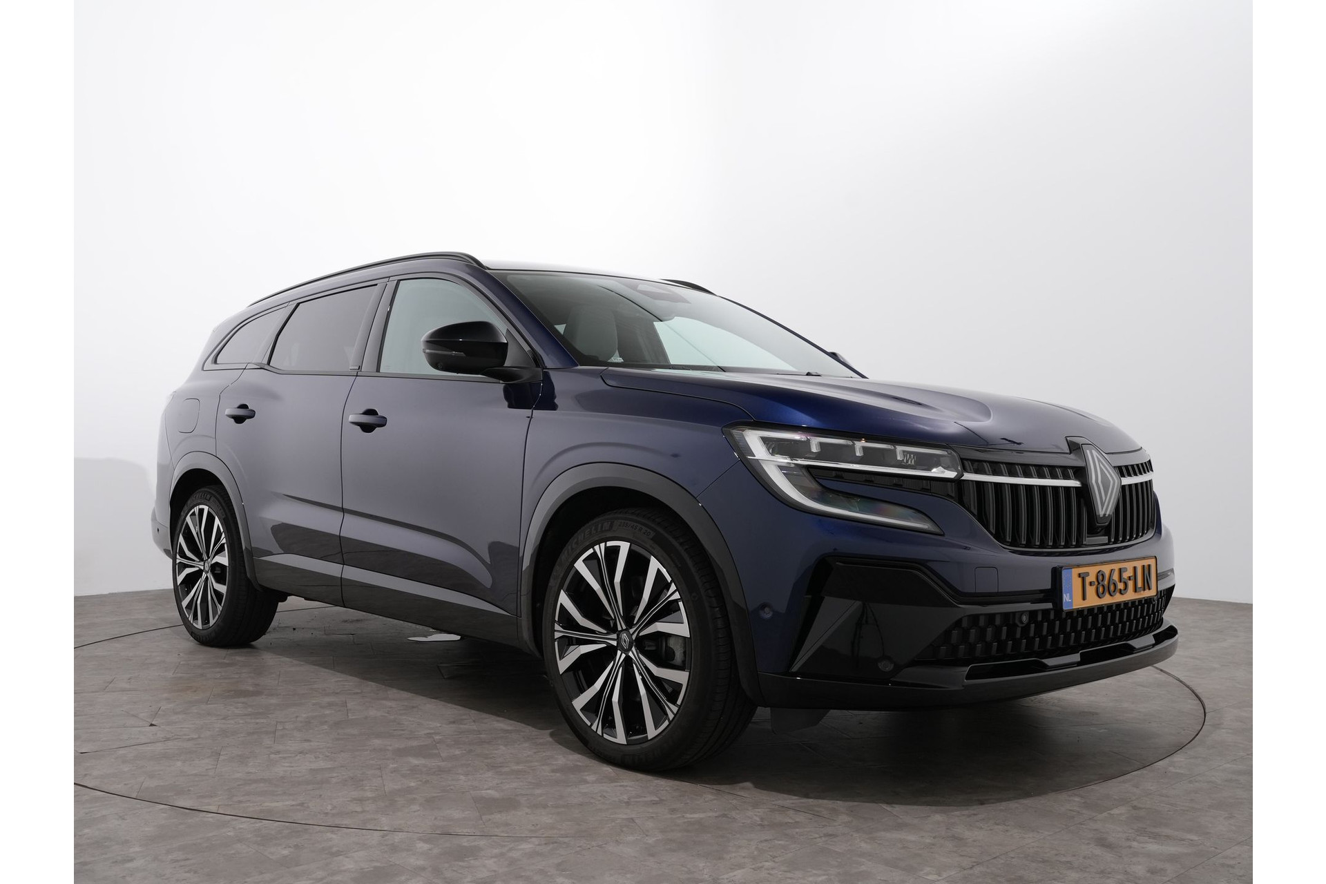 Renault Espace E-TECH FULL HYBRID 200PK ICONIC 7-PERS 47046006-4.jpg | Hvauto.nl