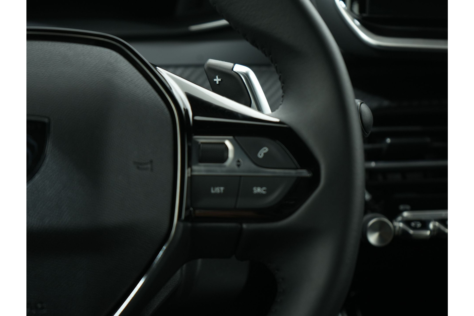 Peugeot 2008 1.2 PURETECH 130PK ALLURE EAT8 47175681-26.jpg | Hvauto.nl