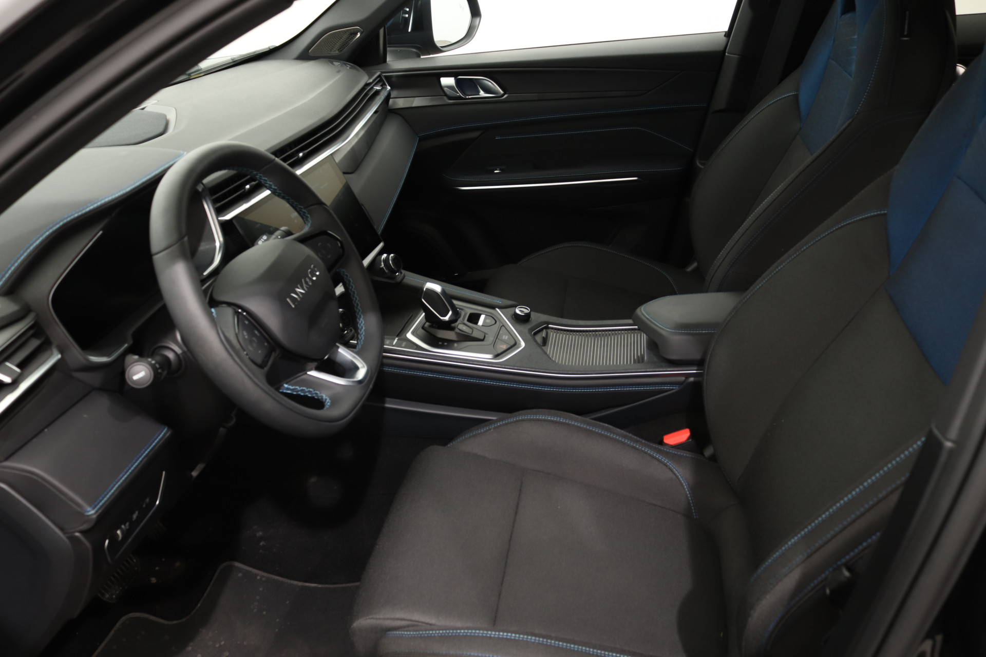 Lynk & Co 01 1.5 PHEV BLACK EDITION (MY 2024) 261PK AUT7 47350802-32.jpg | Hvauto.nl