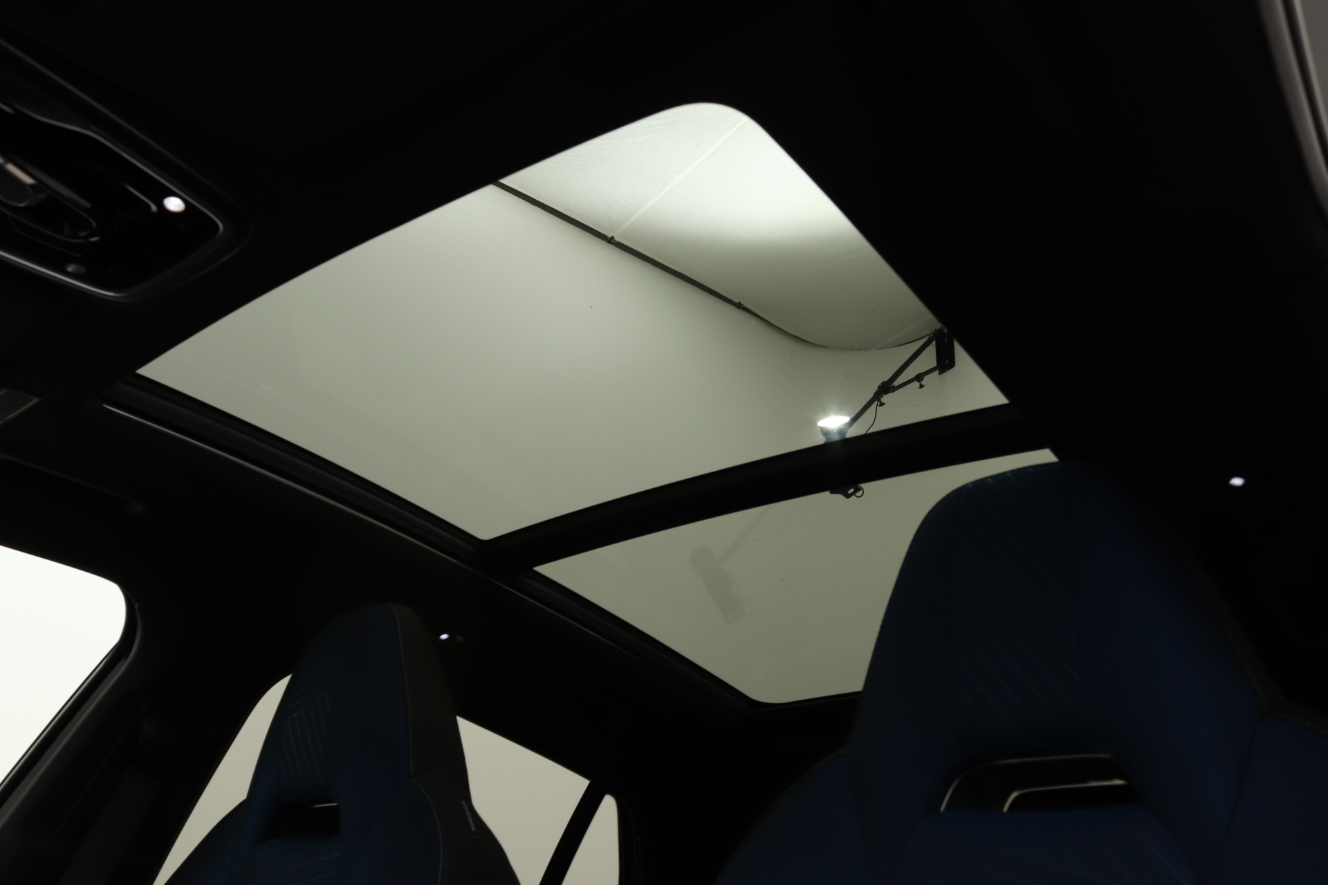 Lynk & Co 01 1.5 PHEV BLACK EDITION (MY 2024) 261PK AUT7 47350802-34.jpg | Hvauto.nl