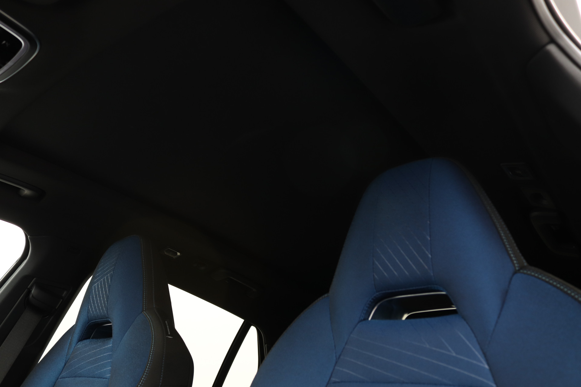 Lynk & Co 01 1.5 PHEV BLACK EDITION (MY 2024) 261PK AUT7 47350802-35.jpg | Hvauto.nl