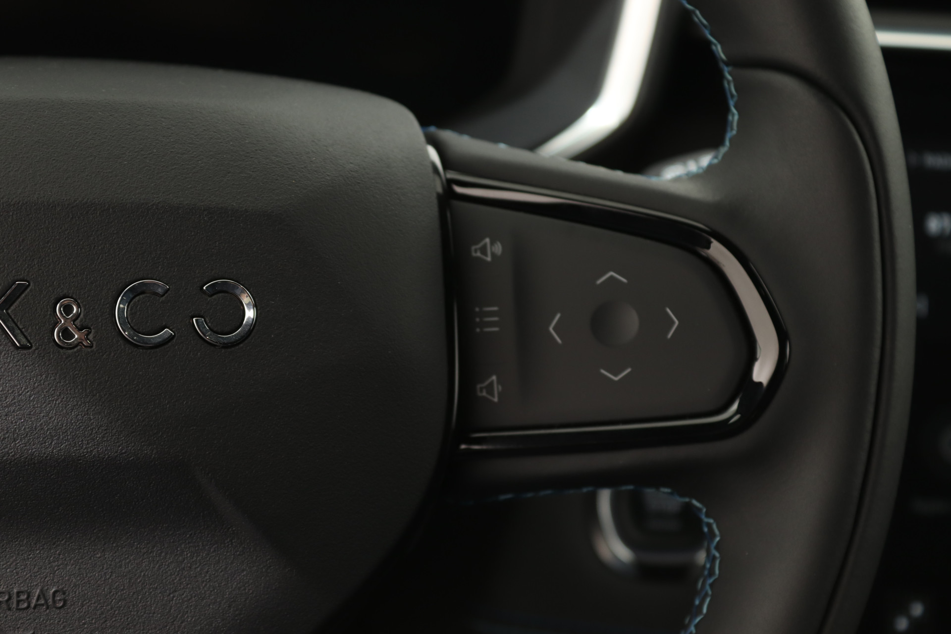 Lynk & Co 01 1.5 PHEV BLACK EDITION (MY 2024) 261PK AUT7 47350802-45.jpg | Hvauto.nl