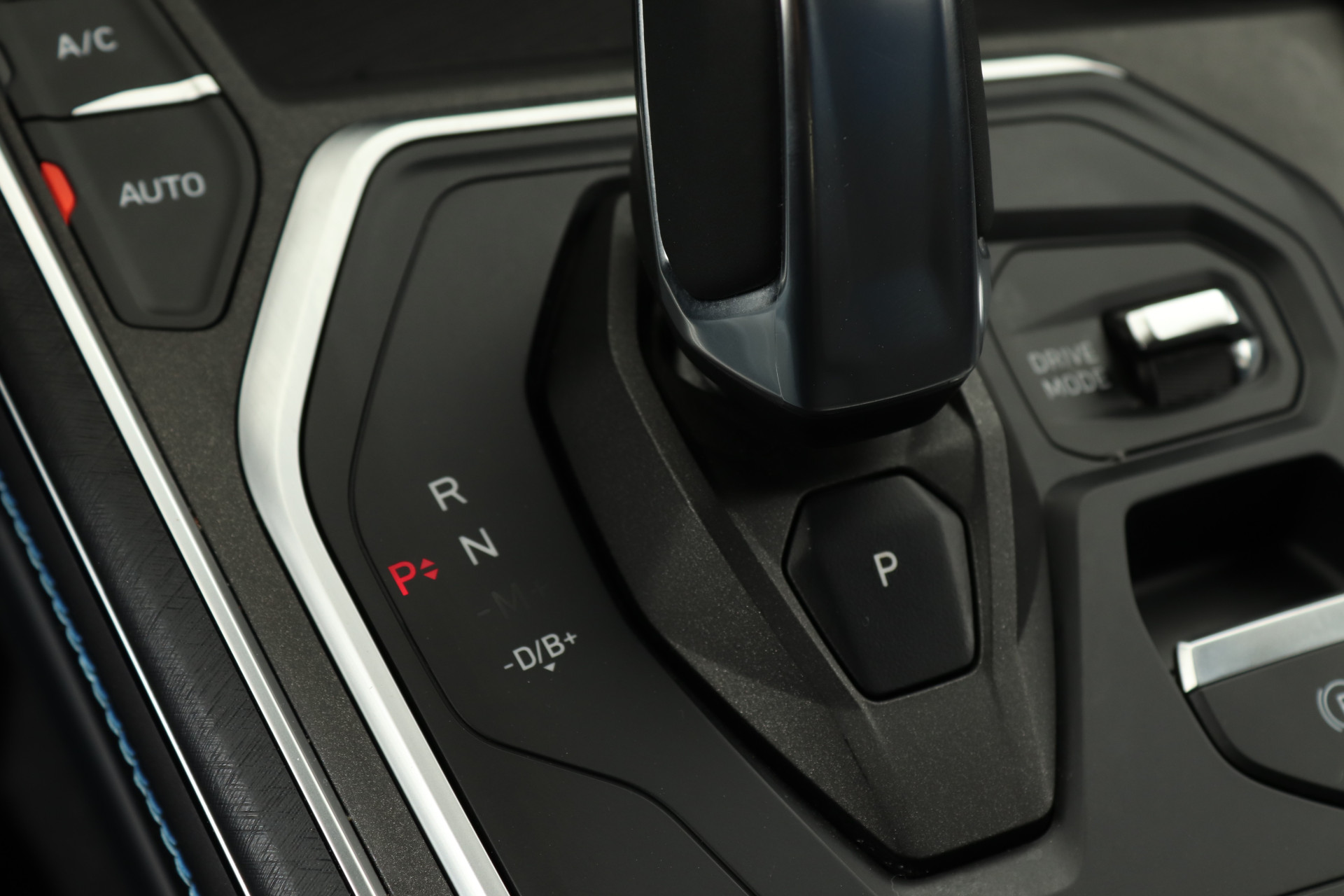 Lynk & Co 01 1.5 PHEV BLACK EDITION (MY 2024) 261PK AUT7 47350802-48.jpg | Hvauto.nl