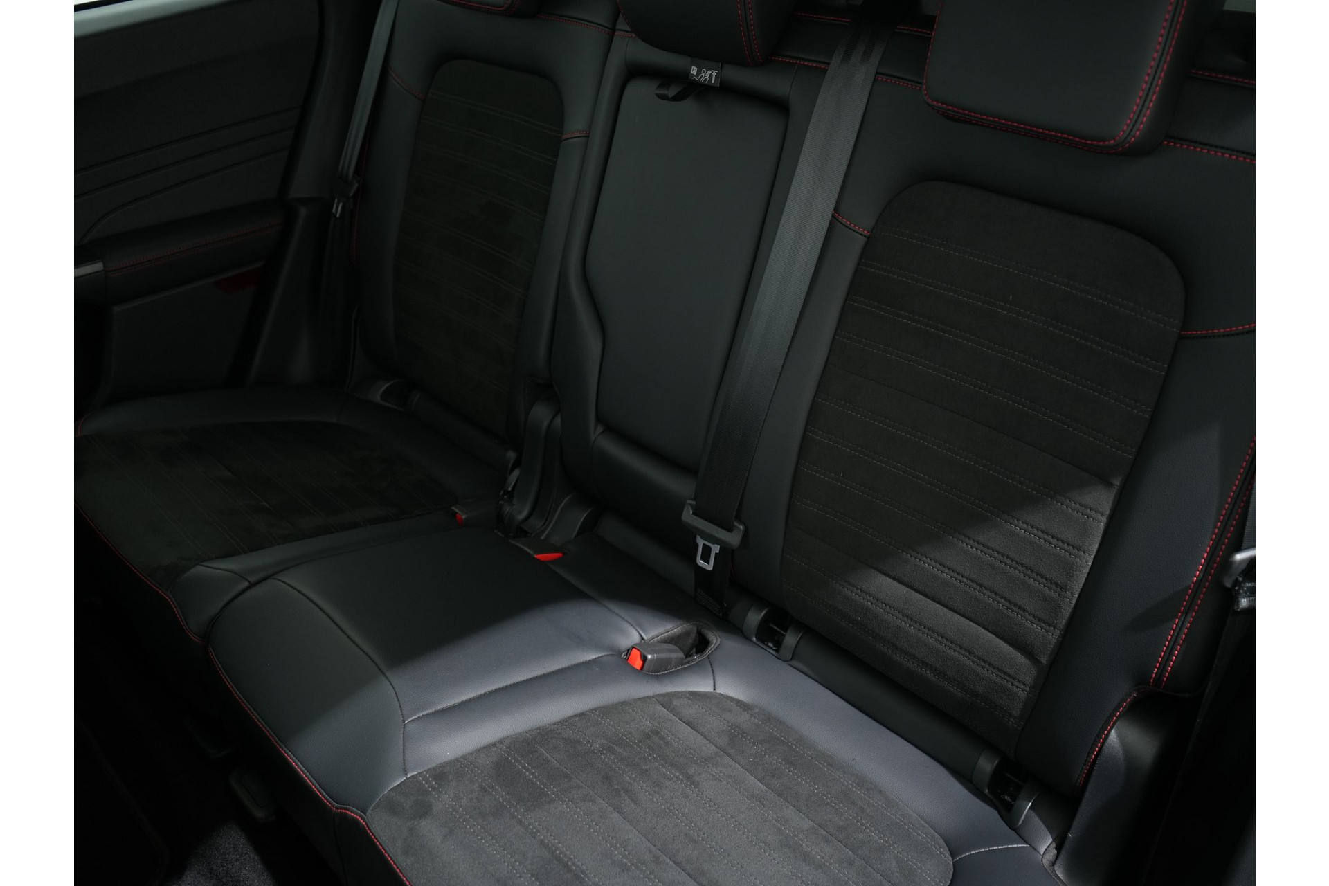 Ford Kuga 2.5 PHEV 225PK ST-LINE X AUT. 47509243-4.jpg | Hvauto.nl