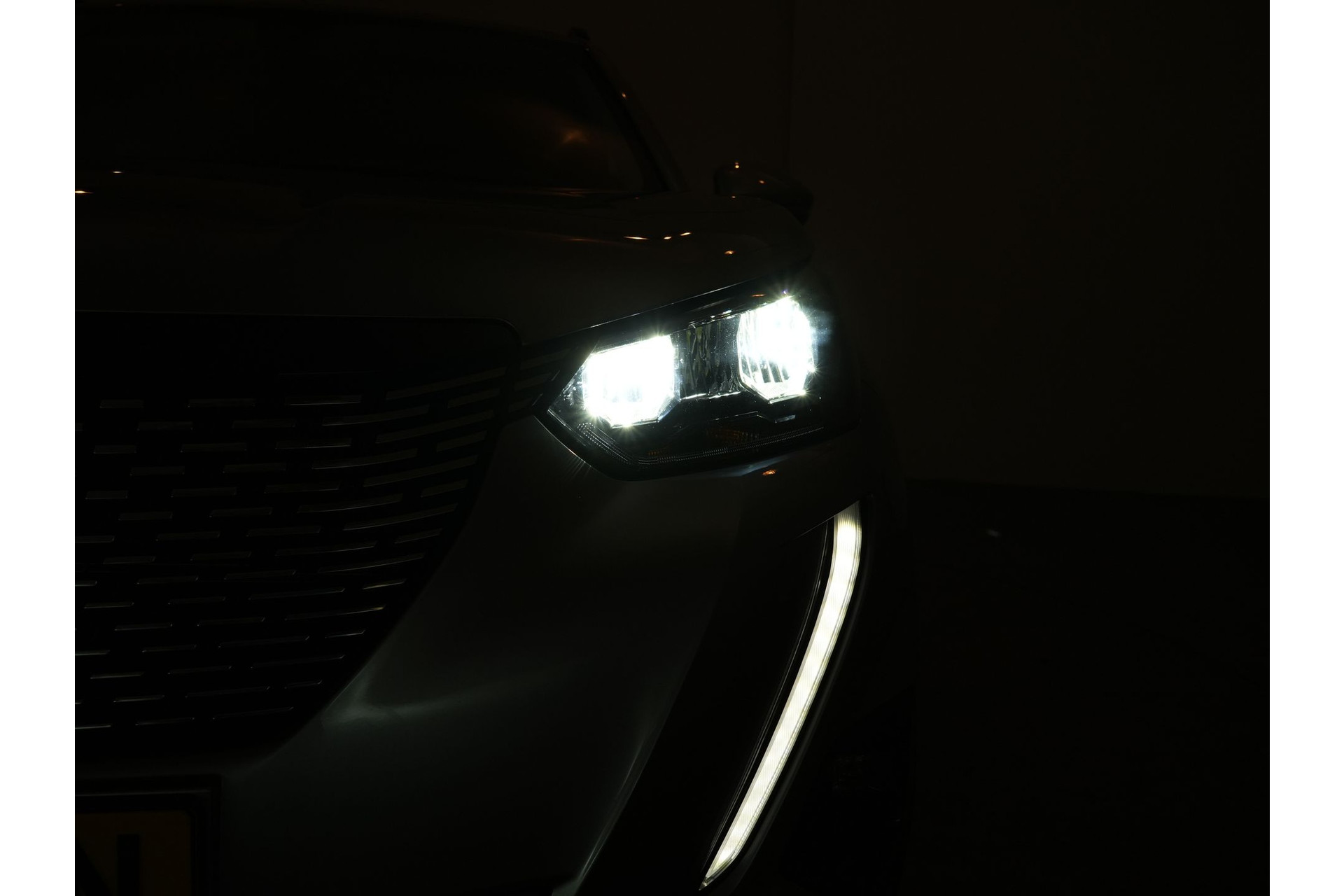 Peugeot 2008 1.2 PURETECH 130PK ALLURE PACK 47595347-22.jpg | Hvauto.nl