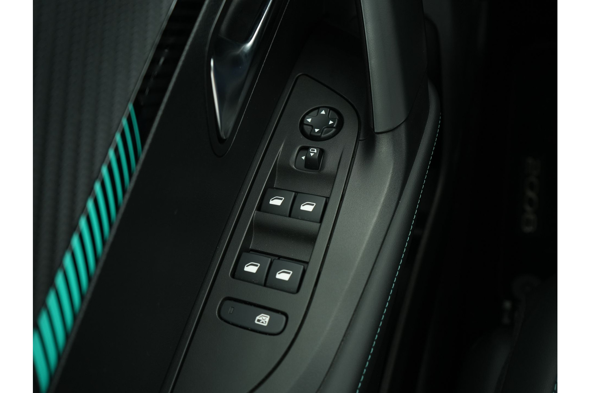 Peugeot 2008 1.2 PURETECH 130PK ALLURE PACK 47595347-33.jpg | Hvauto.nl