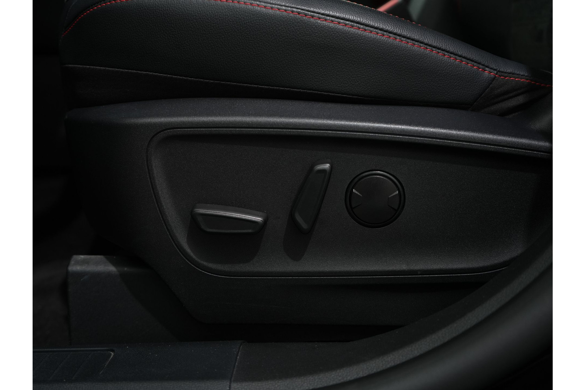 Ford Kuga 2.5 PHEV 225PK ST LINE X CVT 47866902-19.jpg | Hvauto.nl