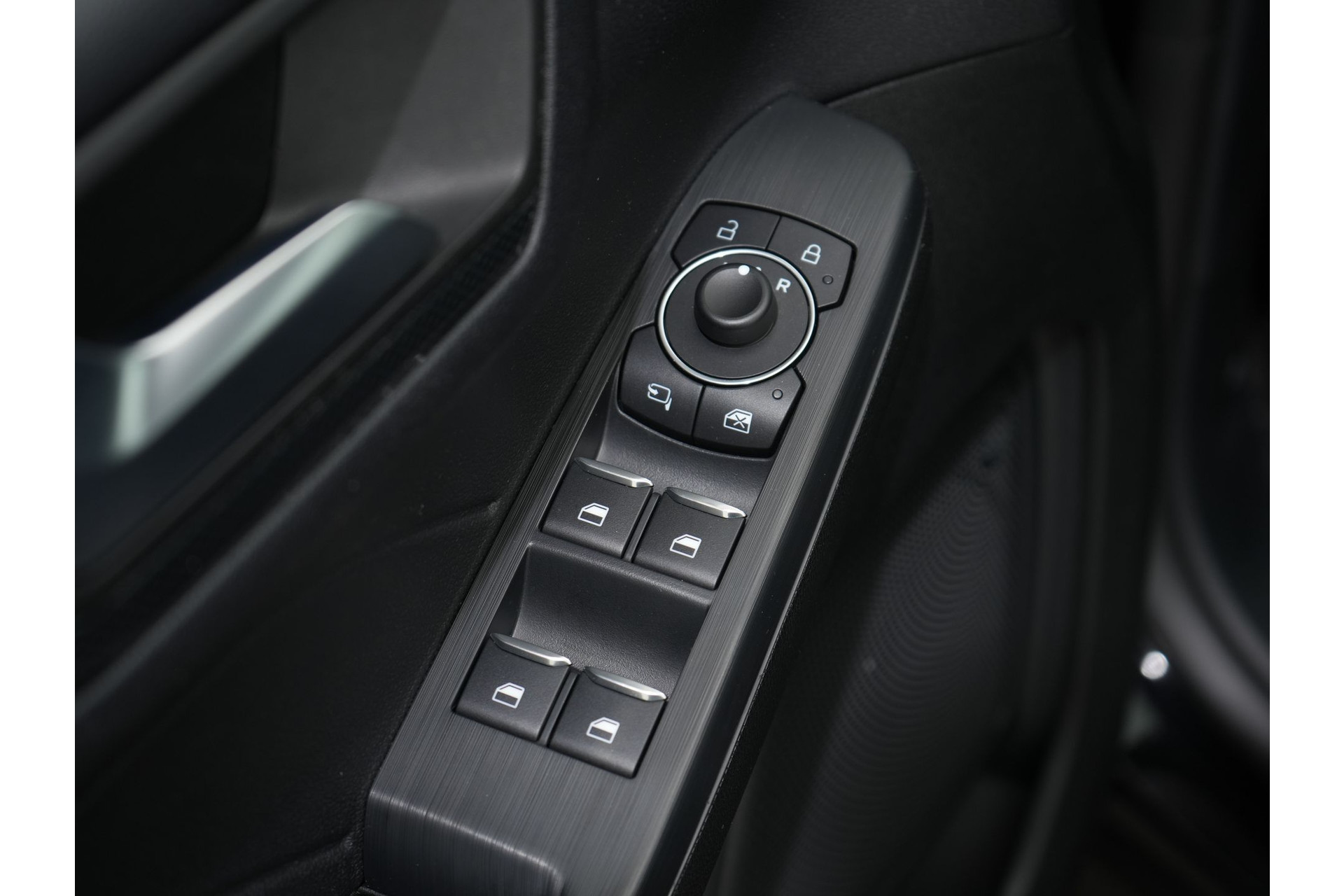 Ford Kuga 2.5 PHEV 225PK ST LINE X CVT 47866902-42.jpg | Hvauto.nl