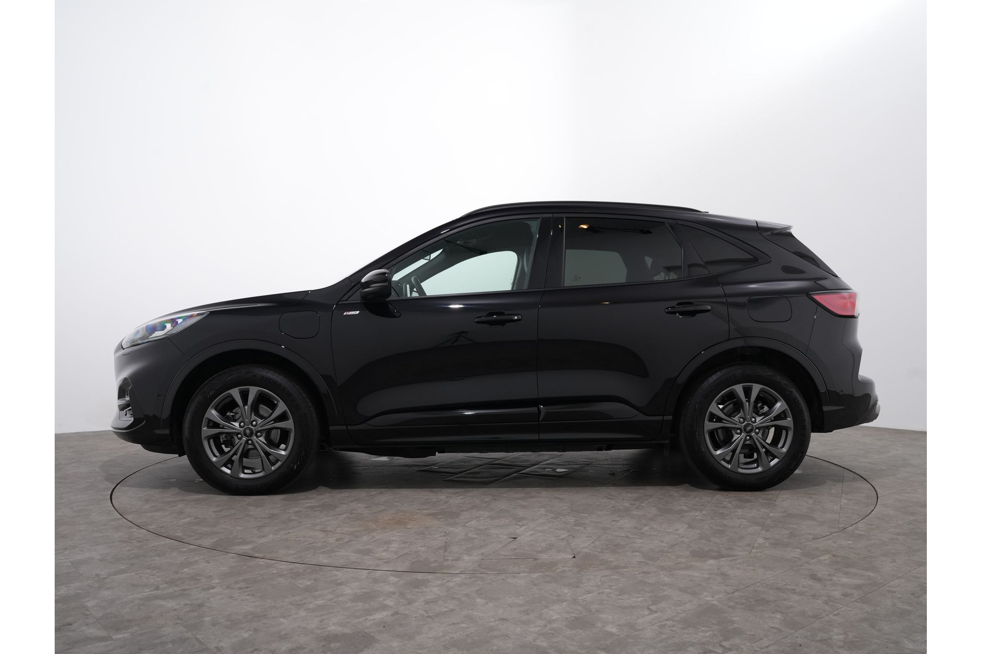 Ford Kuga 2.5 PHEV 225PK ST LINE X CVT 47866902-5.jpg | Hvauto.nl
