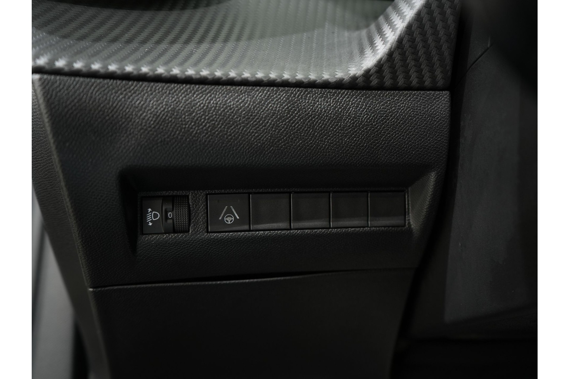 Peugeot 2008 1.2 PURETECH 130PK ALLURE EAT8 47924992-22.jpg | Hvauto.nl