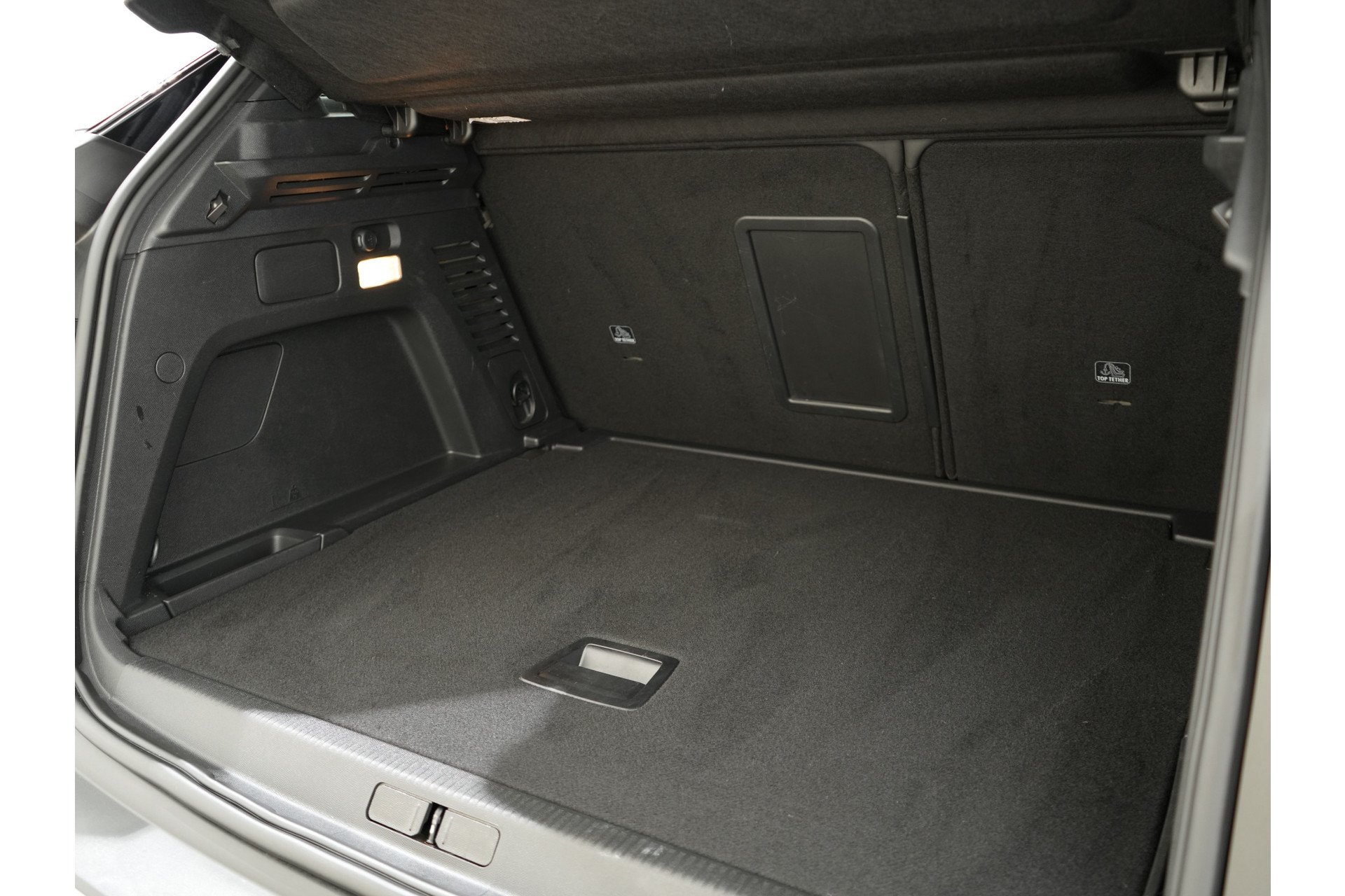 Peugeot 2008 1.2 PURETECH 130PK ALLURE EAT8 47924992-46.jpg | Hvauto.nl