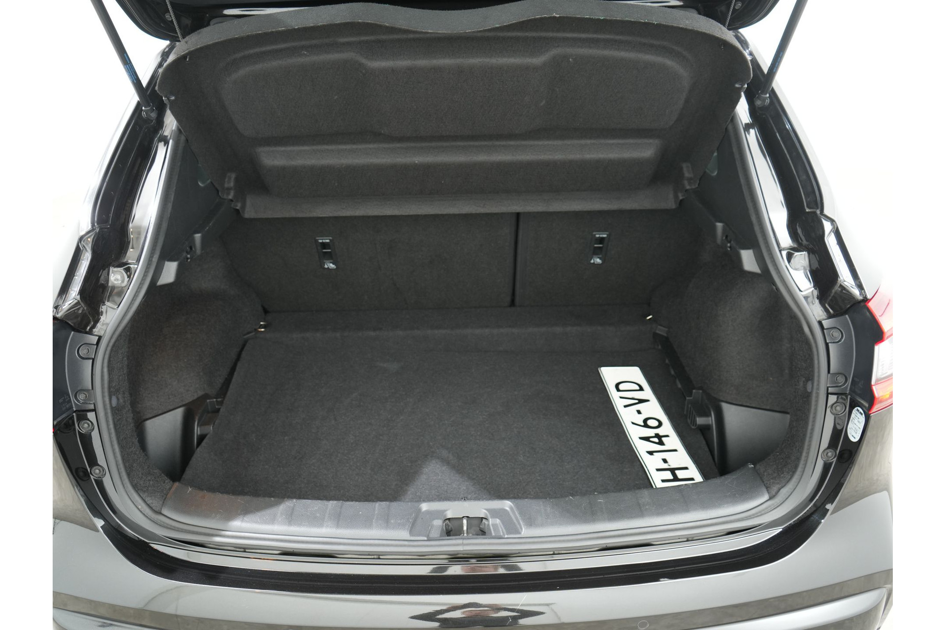 Nissan QASHQAI 1.3 DIG-T 160PK TEKNA + DYNAMIC 48462817-6.jpg | Hvauto.nl