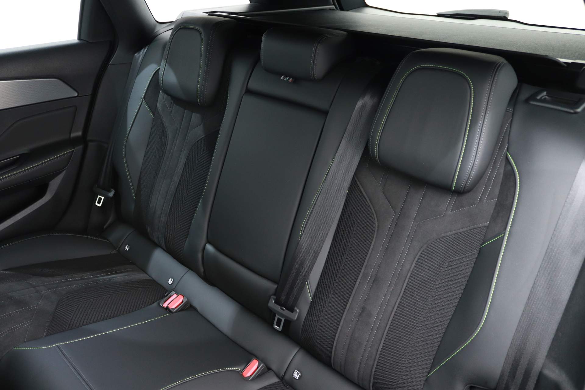 Peugeot 308 SW 1.2 PURETECH 130PK GT EAT8 48516315-4.jpg | Hvauto.nl