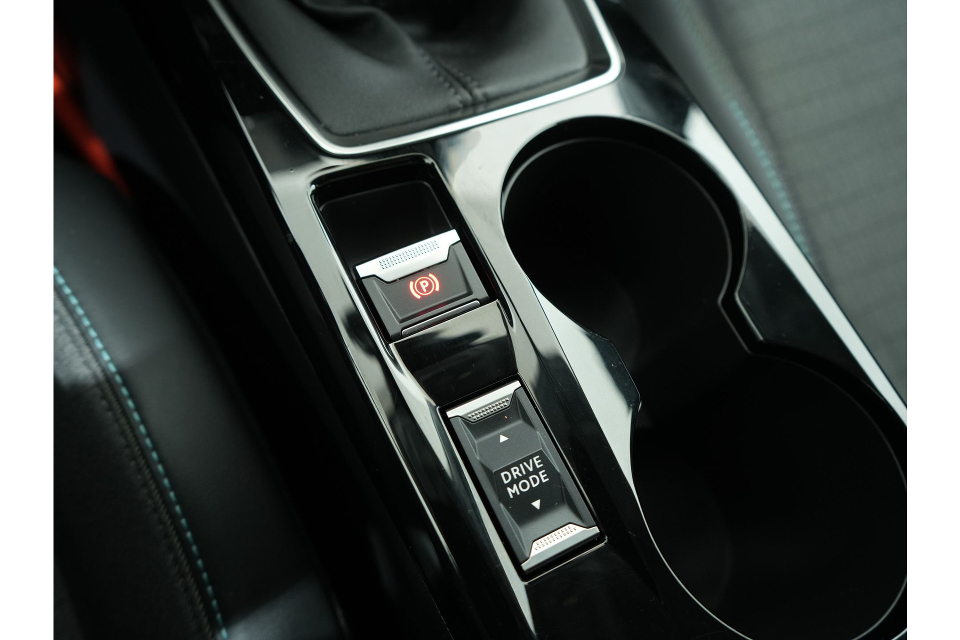 Peugeot 208 1.2 PURETECH 100PK ALLURE PACK 48606679-37.jpg | Hvauto.nl