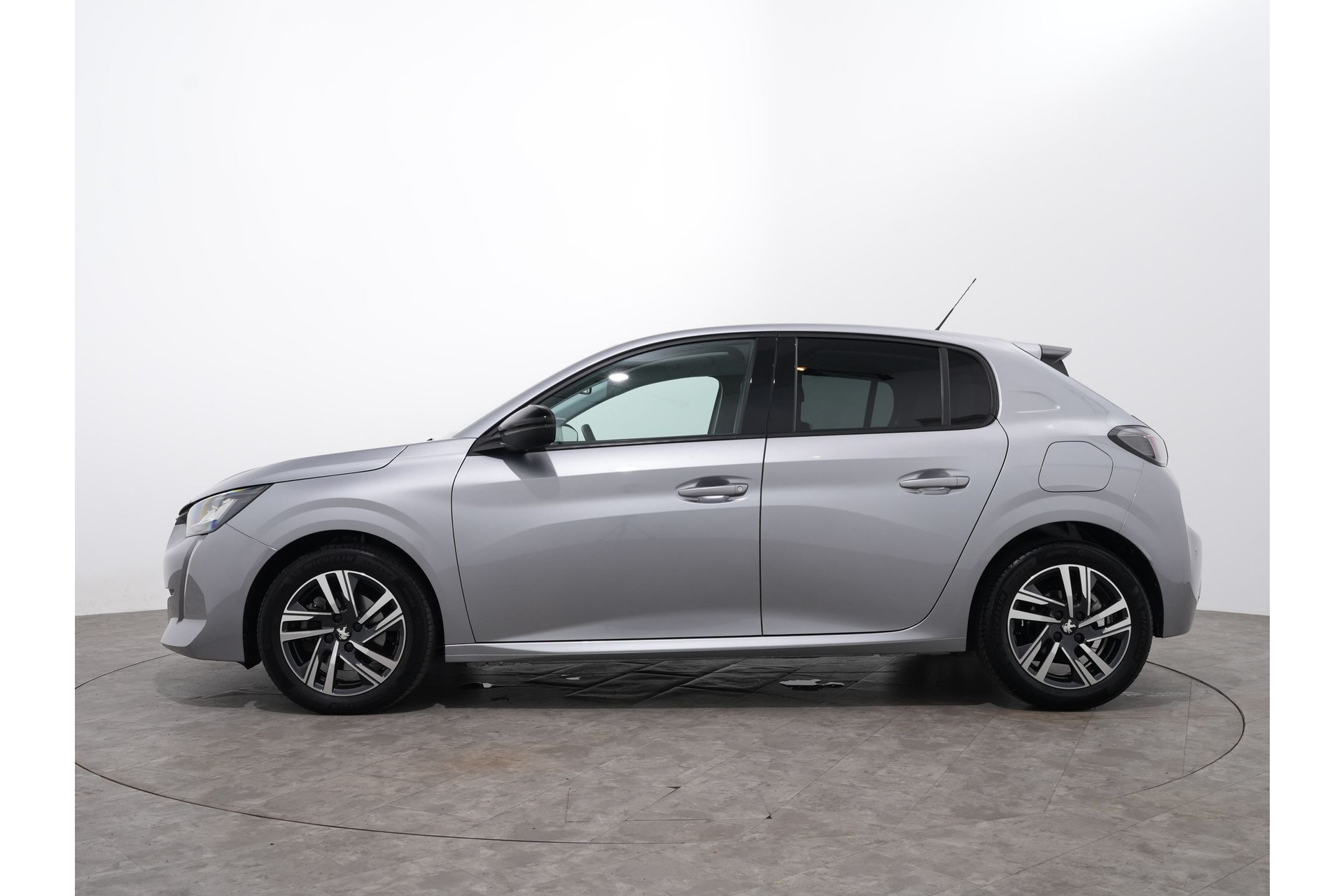 Peugeot 208 1.2 PURETECH 100PK ALLURE PACK 48606679-5.jpg | Hvauto.nl