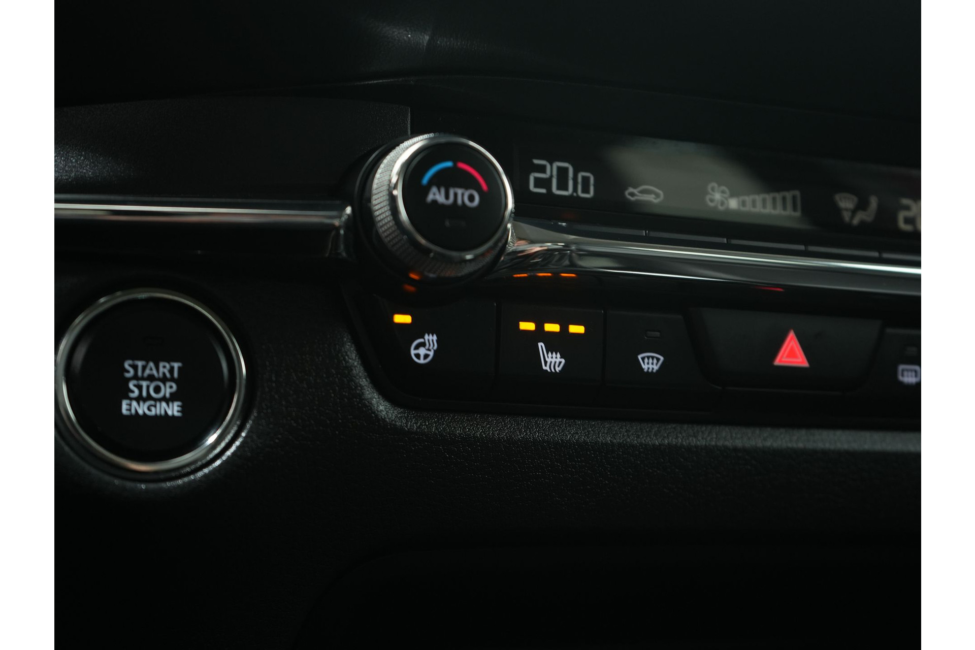 Mazda CX-30 2.0 e-SKYACTIV-X M 180PK HYBRID LUXURY BOSE 48644500-22.jpg | Hvauto.nl