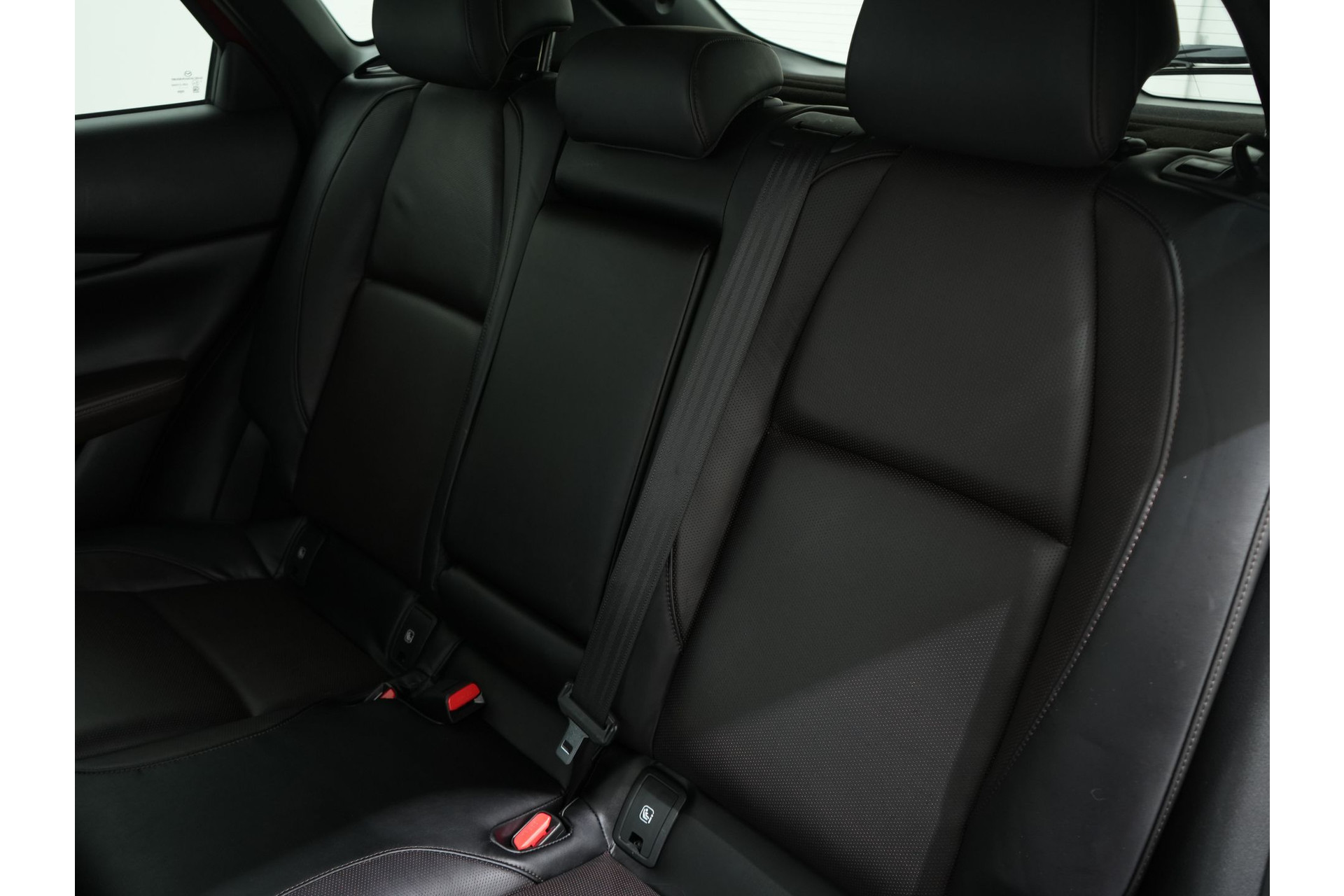 Mazda CX-30 2.0 e-SKYACTIV-X M 180PK HYBRID LUXURY BOSE 48644500-4.jpg | Hvauto.nl