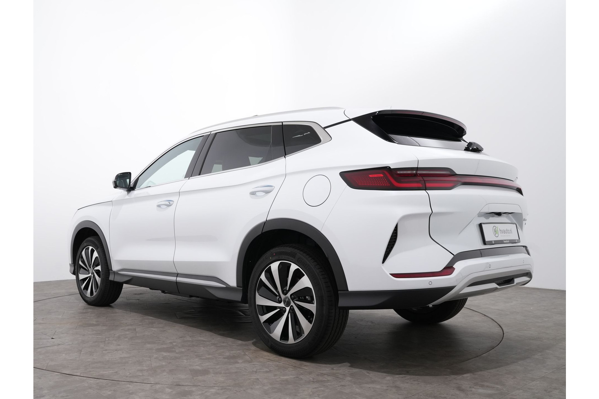 BYD SEAL U 1.5 DM-I 218PK PHEV FWD BOOST 48707088-2.jpg | Hvauto.nl