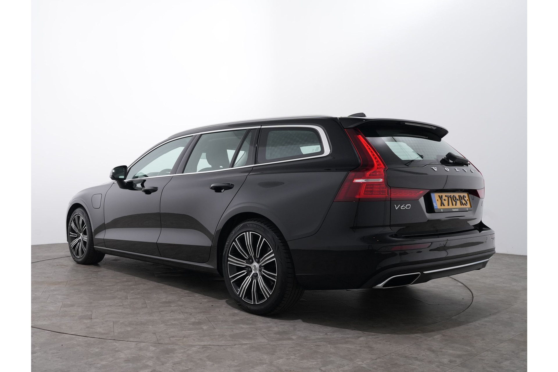 Volvo V60 2.0 T6 Recharge AWD INSCRIPTION EXPRESSION AUT8 49177173-2.jpg | Hvauto.nl