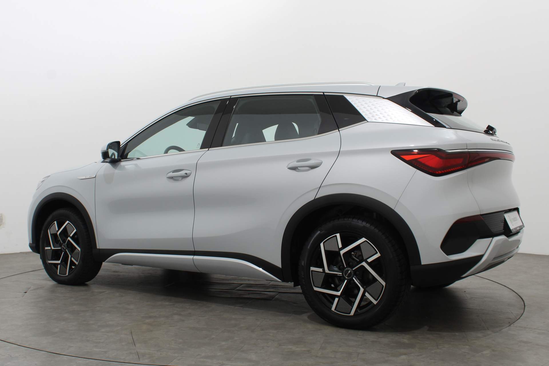 BYD ATTO 3 DESIGN 60 KWH 204PK 3-FASE 49246760-2.jpg | Hvauto.nl