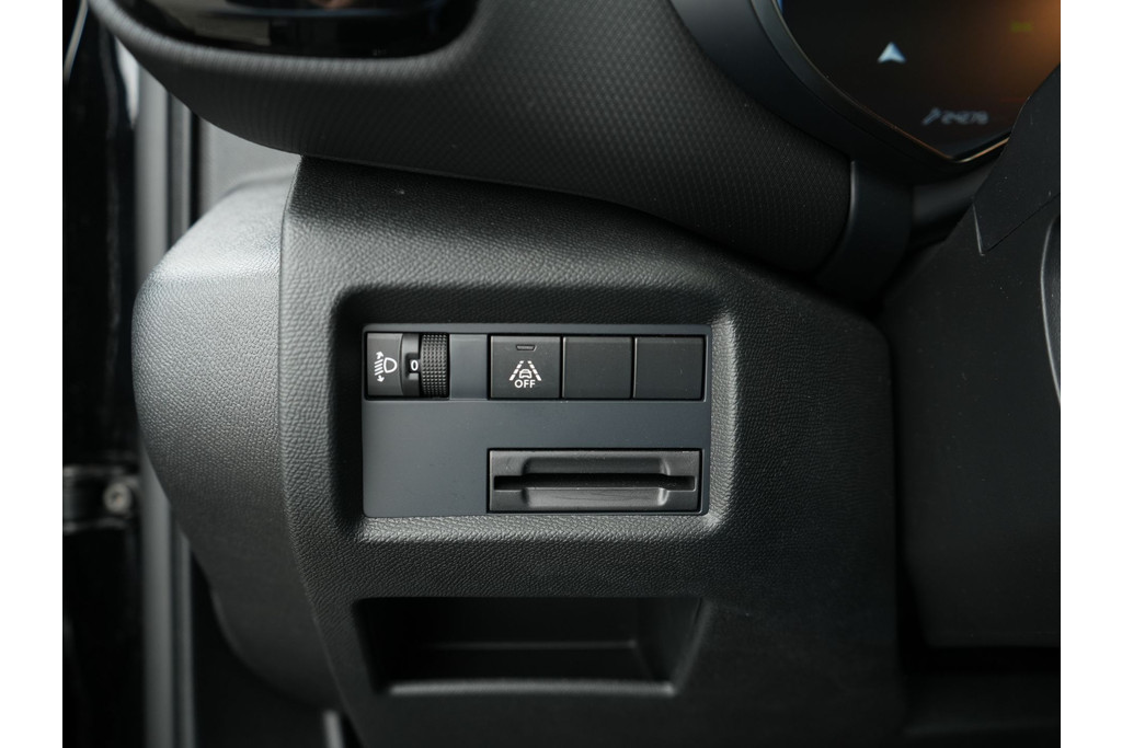 Citroën C5 Aircross 1.2 HYBRID 145PK PLUS E-DCS6 49992860-32.jpg | Hvauto.nl
