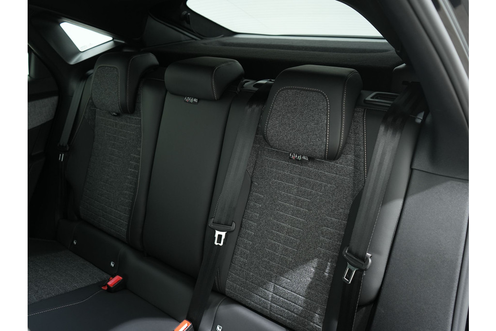 Peugeot 3008 HYBRID 145PK e-DSC6 ALLURE AUT 51401192-4.jpg | Hvauto.nl