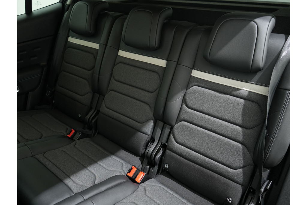 Citroën C5 Aircross 1.6 PLUG-IN HYBRID 225PK MAX EAT8 SOH 100% 51823674-4.jpg | Hvauto.nl