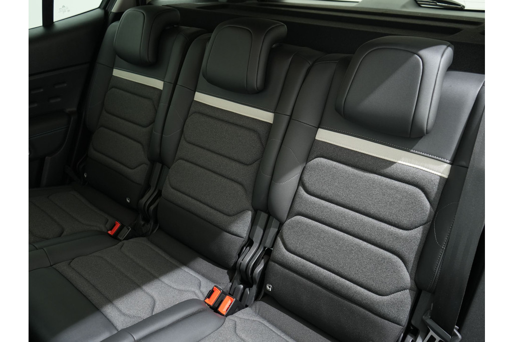 Citroën C5 Aircross 1.2 HYBRID 145PK MAX E-DCS6 51826881-4.jpg | Hvauto.nl