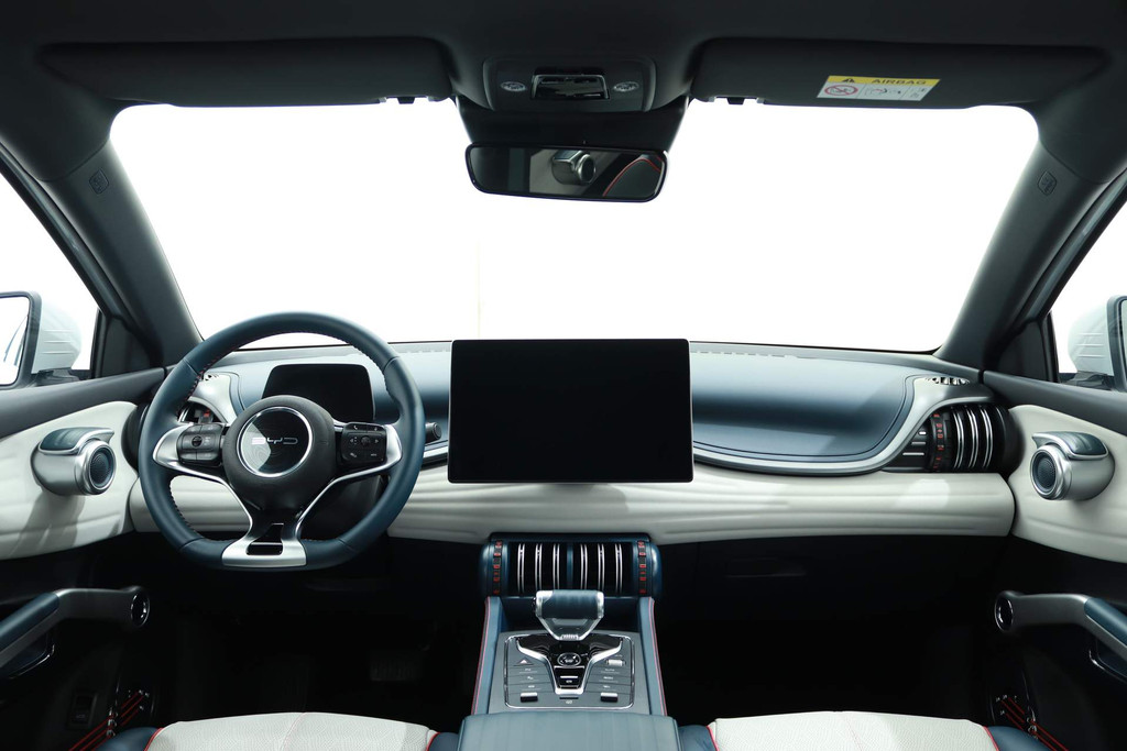 BYD ATTO 3 DESIGN 60 KWH 204PK 3-FASE SOH 97,6% 52556082-1.jpg | Hvauto.nl