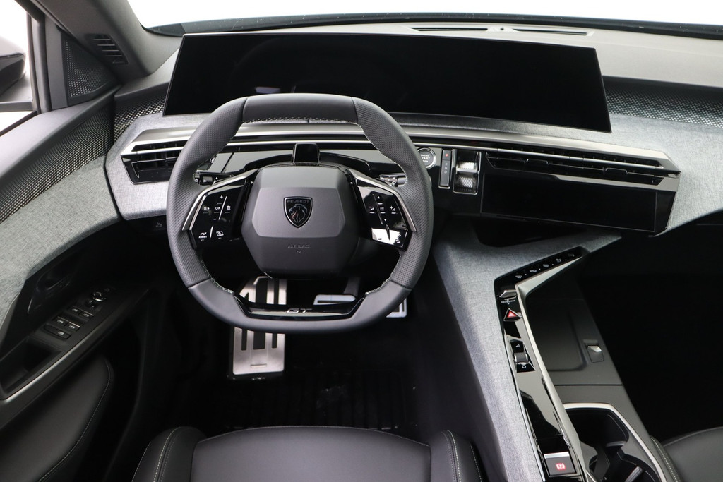 Peugeot e-3008 GT 73 KWH 210PK 54174685-1.jpg | Hvauto.nl