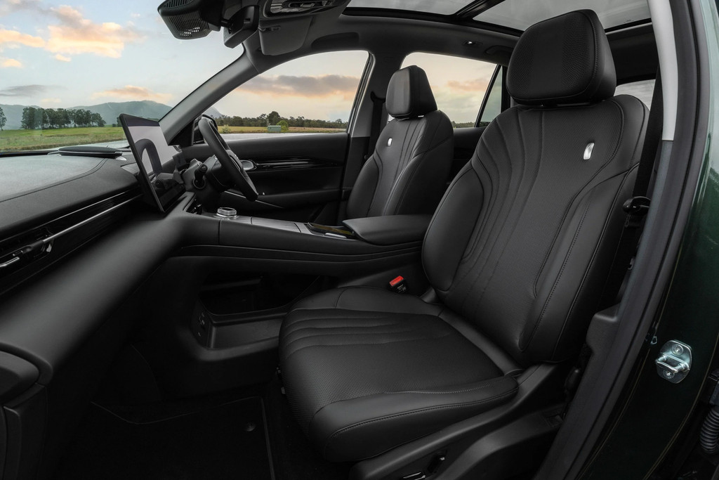 Geely Starray EM-i 1.5 MAX+ LONG RANGE 29,8 KWH 54579856-1.jpg | Hvauto.nl