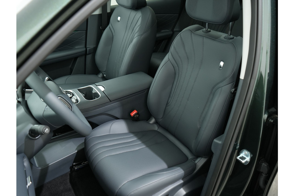Geely Starray EM-i 1.5 MAX+ LONG RANGE 29,8 KWH 54579856-3.jpg | Hvauto.nl