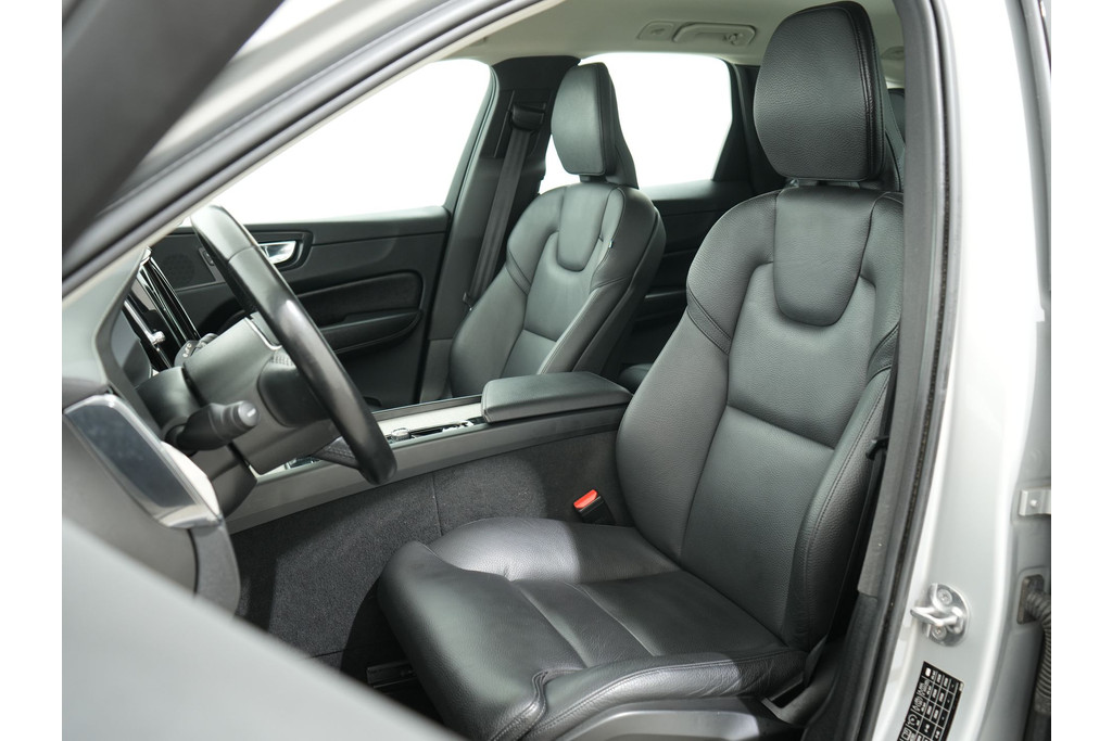 Volvo XC60 2.0 B5 250PK INSCRIPTION AUT8 55090938-3.jpg | Hvauto.nl