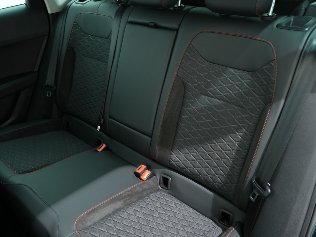 SEAT Ateca 1.5 TSI 150 PK FR DSG7 55416053-4.jpg | Hvauto.nl