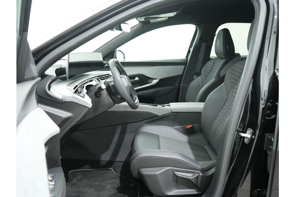 Peugeot 3008 1.2 HYBRID 145PK GT E-DCS6 55502034-15.jpg | Hvauto.nl