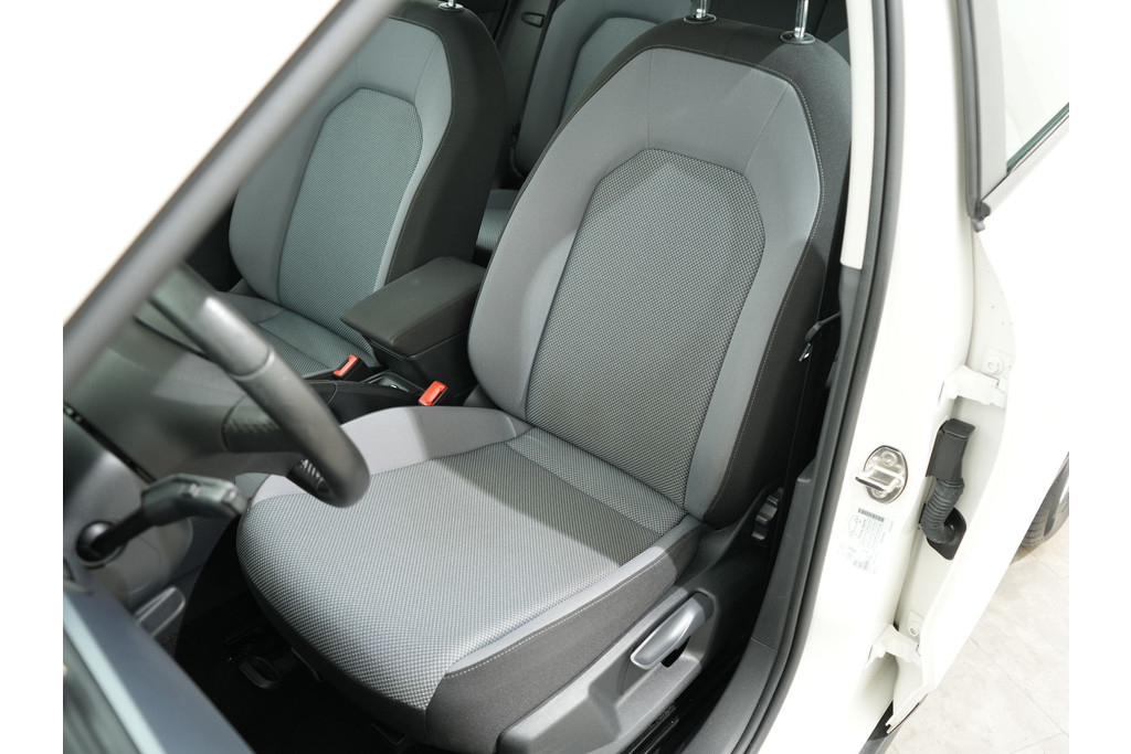 SEAT Arona 1.0 TSI 95PK STYLE 55812316-3.jpg | Hvauto.nl