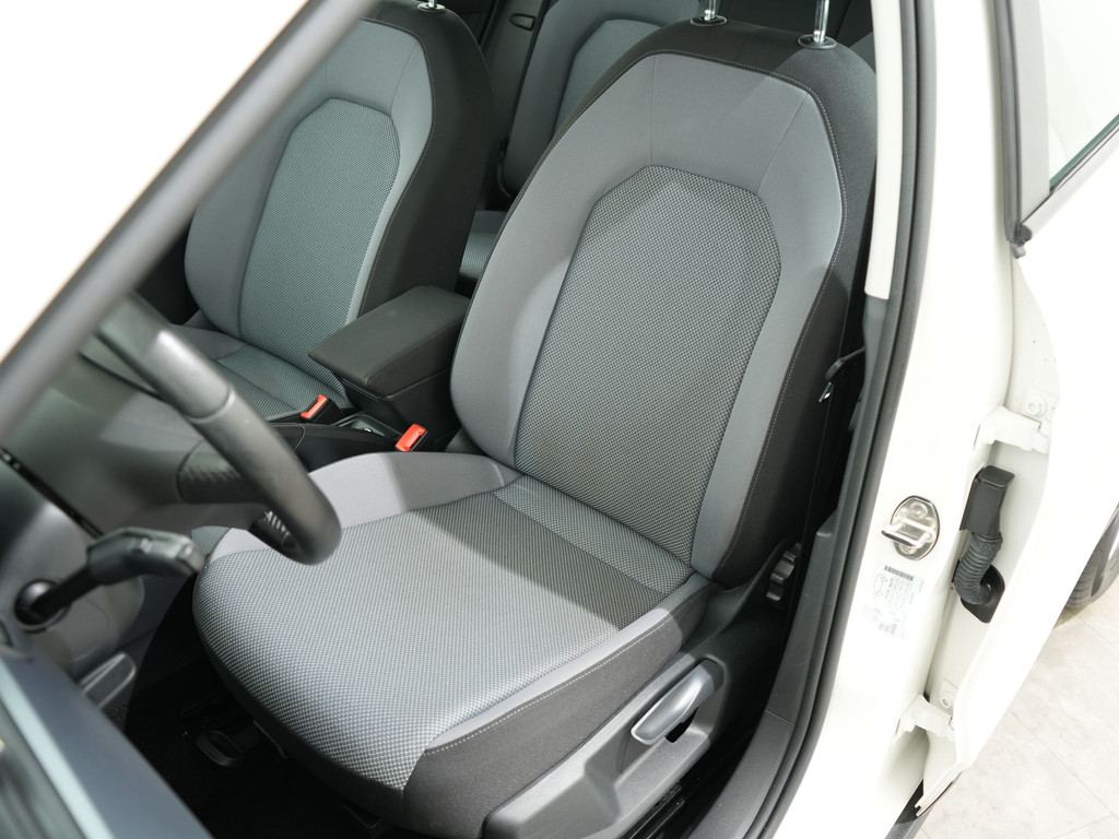 SEAT Arona 1.0 TSI 95PK STYLE 55812316-3.jpg | Hvauto.nl