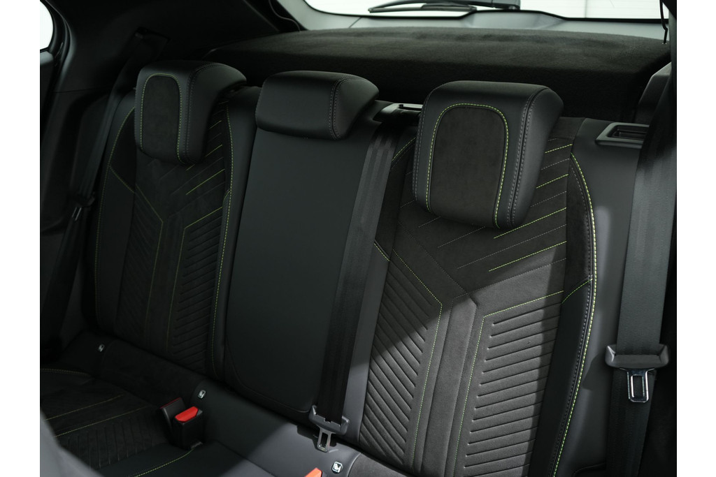 Peugeot 2008 1.2 HYBRID 145PK GT E-DCS6 55972127-4.jpg | Hvauto.nl