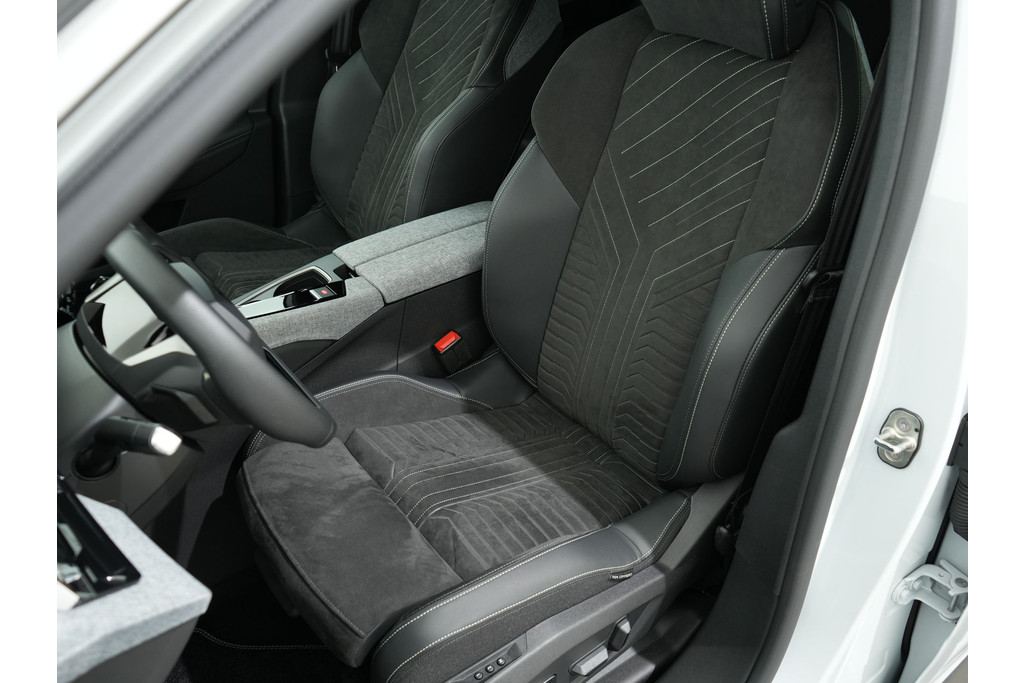 Peugeot 5008 1.2 HYBRID 145PK GT EXCLUSIVE 7P 56033109-3.jpg | Hvauto.nl