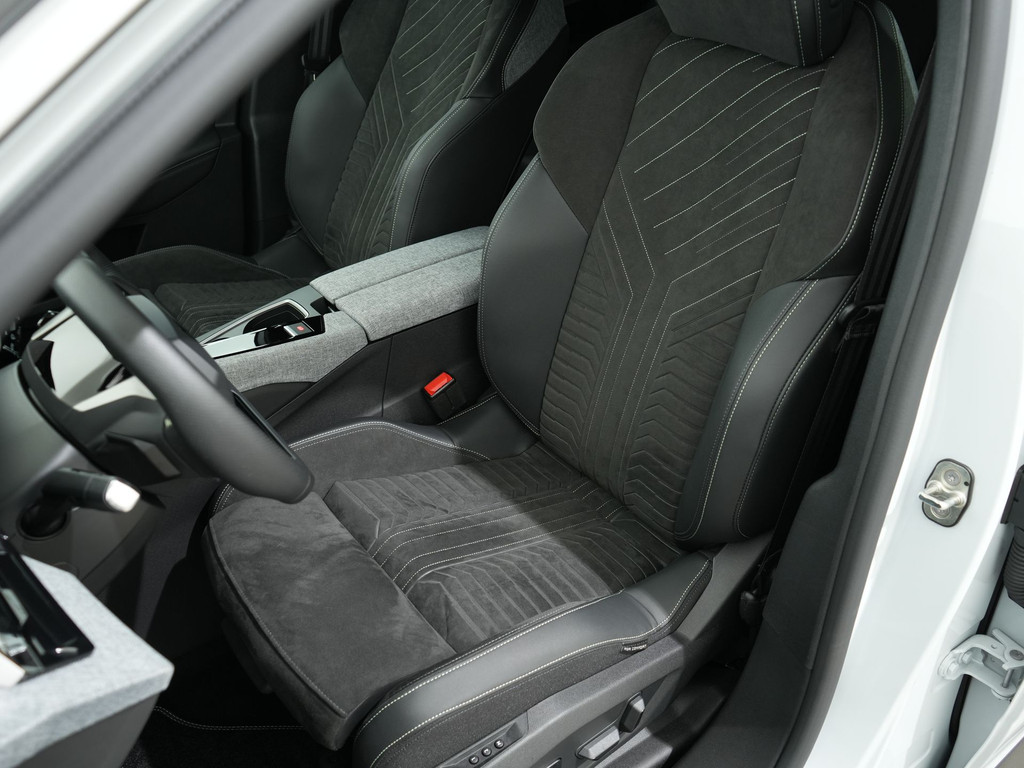 Peugeot 5008 1.2 HYBRID 145PK GT EXCLUSIVE 7P 56033109-3.jpg | Hvauto.nl