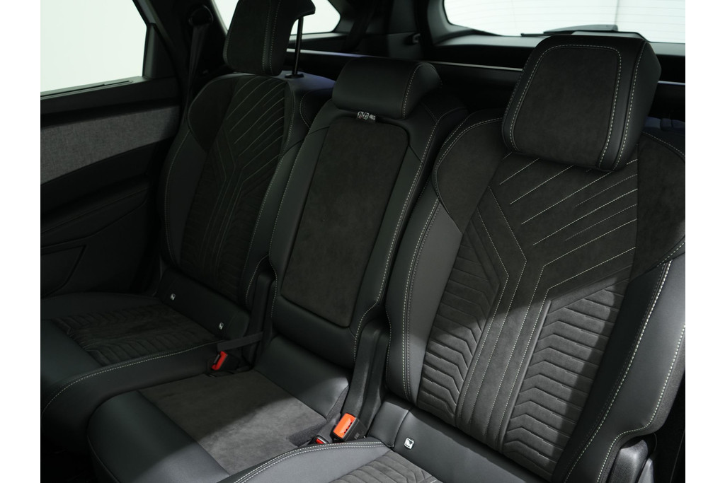 Peugeot 5008 1.2 HYBRID 145PK GT EXCLUSIVE 7P 56033109-4.jpg | Hvauto.nl