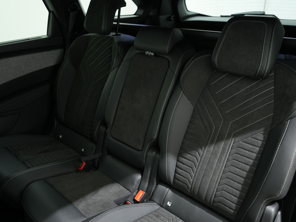 Peugeot 5008 1.2 HYBRID 145PK GT EXCLUSIVE 7P 56033109-4.jpg | Hvauto.nl