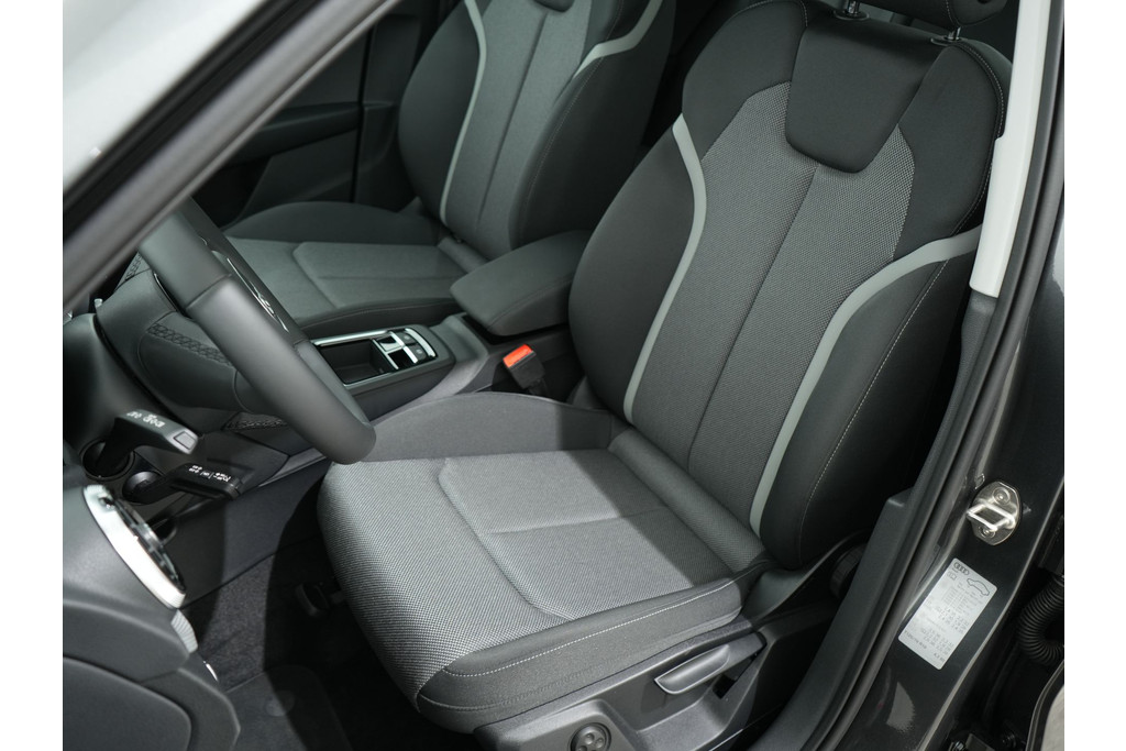 Audi Q2 35 TFSI 150PK S LINE S-TRONIC 56194057-3.jpg | Hvauto.nl